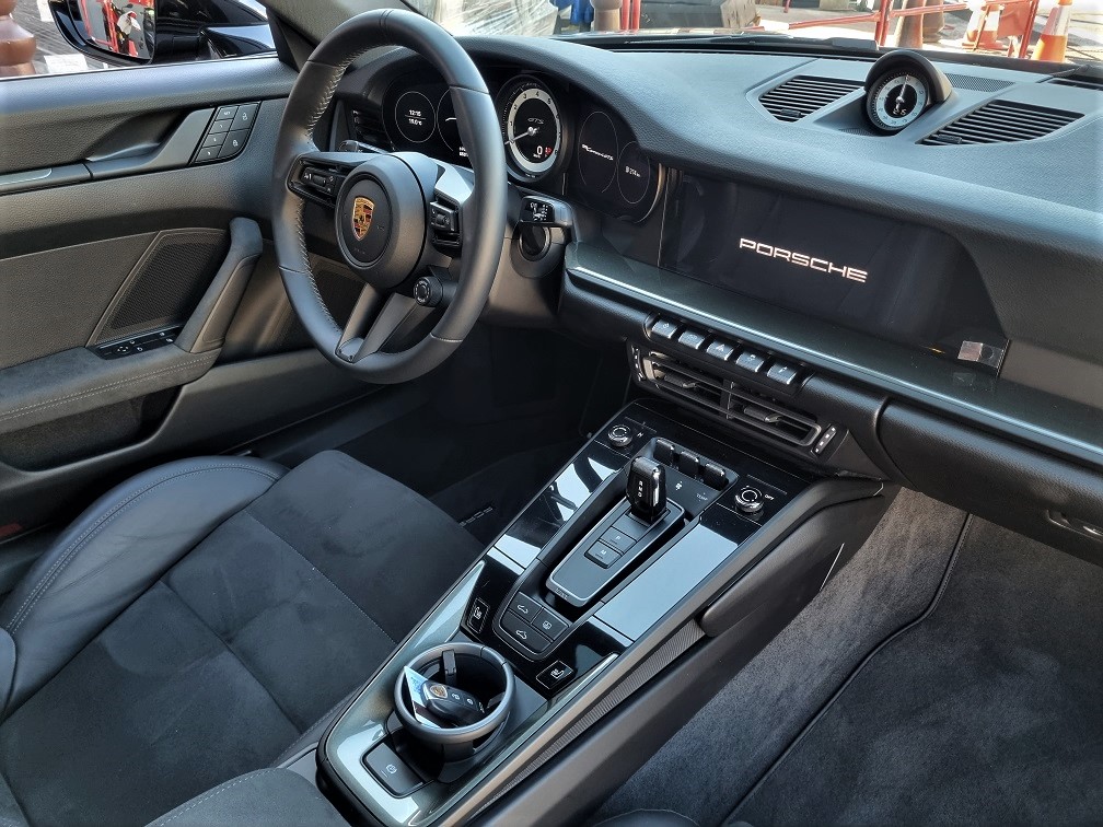 PORSCHE CARRERA 911 TYPE 992 4GTS 480 CV PDK – Image 18