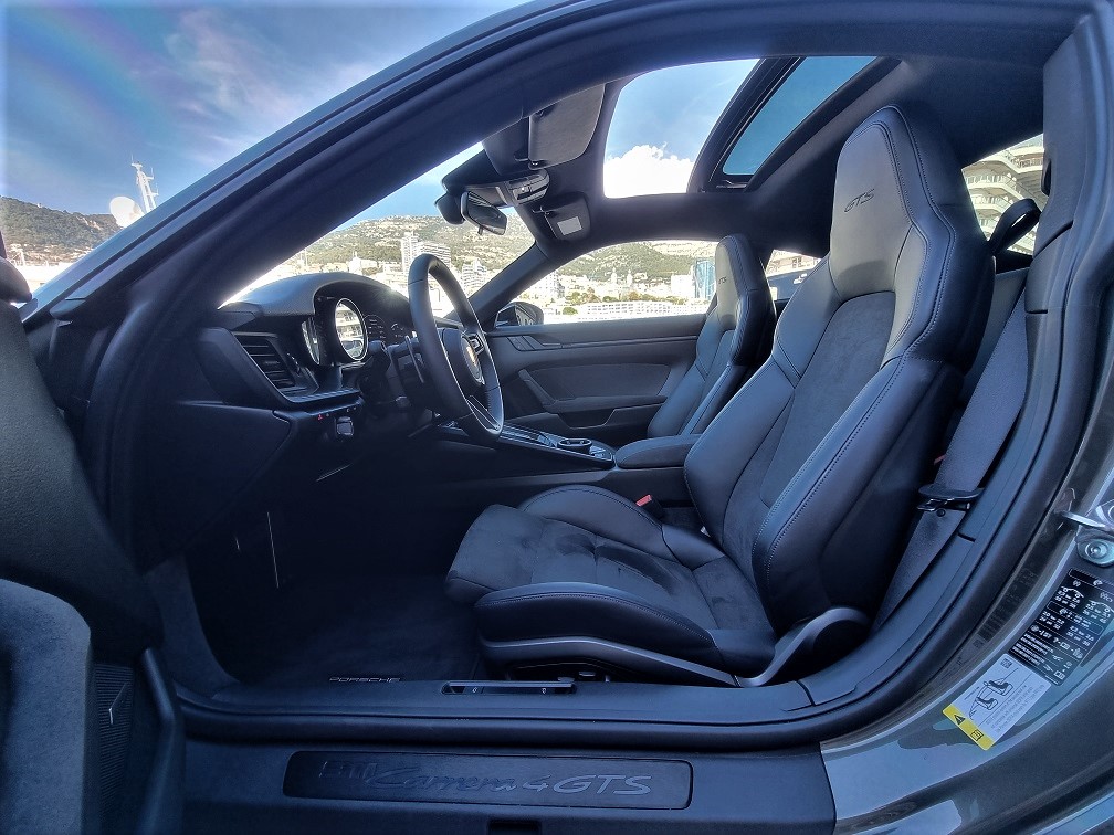 PORSCHE CARRERA 911 TYPE 992 4GTS 480 CV PDK – Image 22